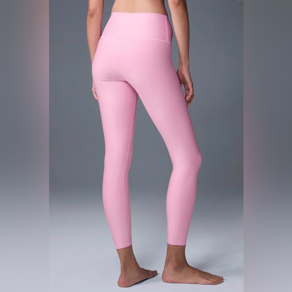 NWT Alo Yoga 7/8 Airlift Legging in Sweet Pink - Size S $134 MSRp - Picture 4 of 6